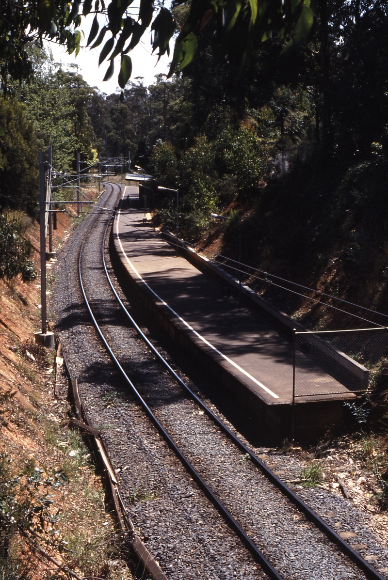 116368: Tecoma Looking towards Melbourne