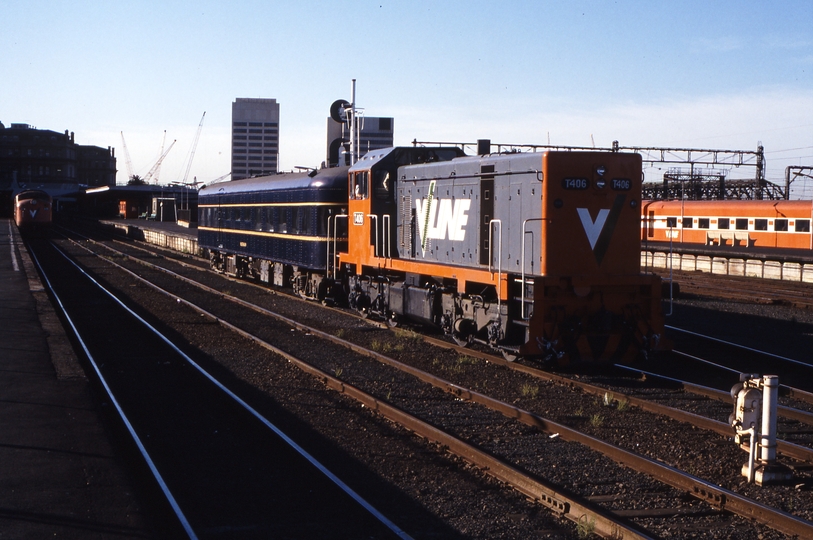 116370: Spencer Street Down TOD Inspection Train T 406