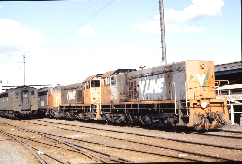 116503: Melbourne Yard Y 153 Y 144 Stored Which is Which