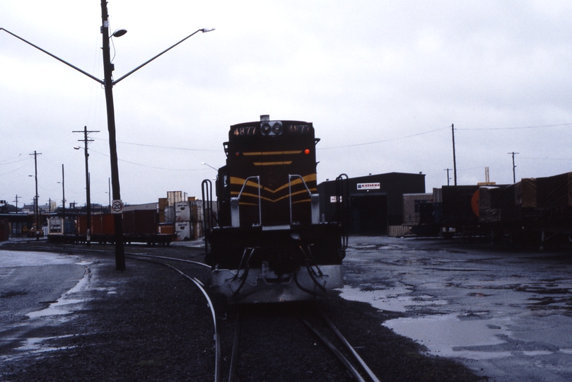 116505: Cooks River Shunter 4877