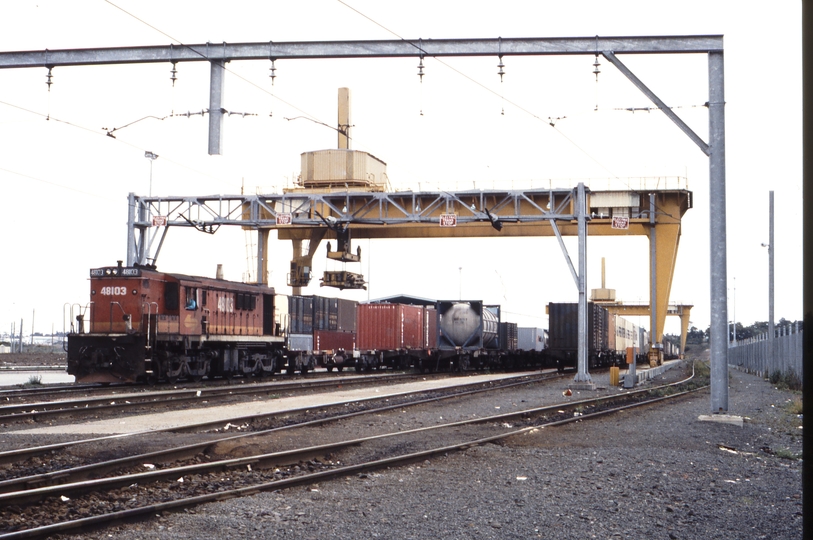 116513: Chullora Junction End Shunter 48103