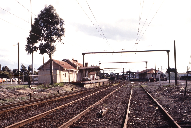 116584: Moe Looking towards Melbourne