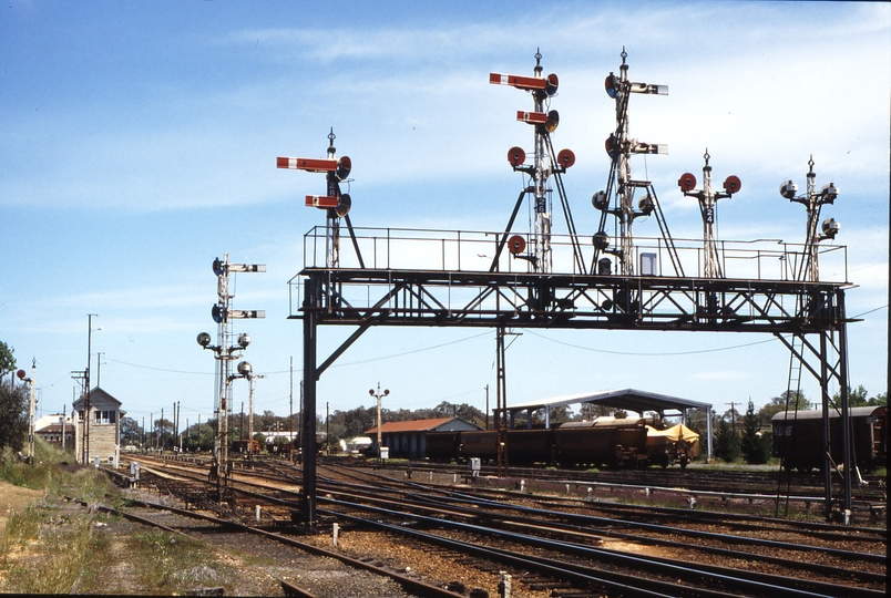 116707: Benalla Signal Bridge at Down End