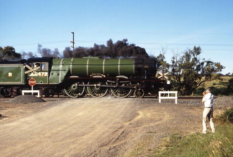 116788: km 58 North East Line 8693 Down Special Passenger A3 4472 Flying Scotsman Left Alan Turner