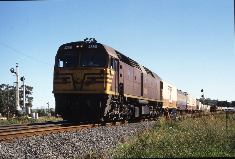 116793: Wallan Loop 9664 Up Freight 42201