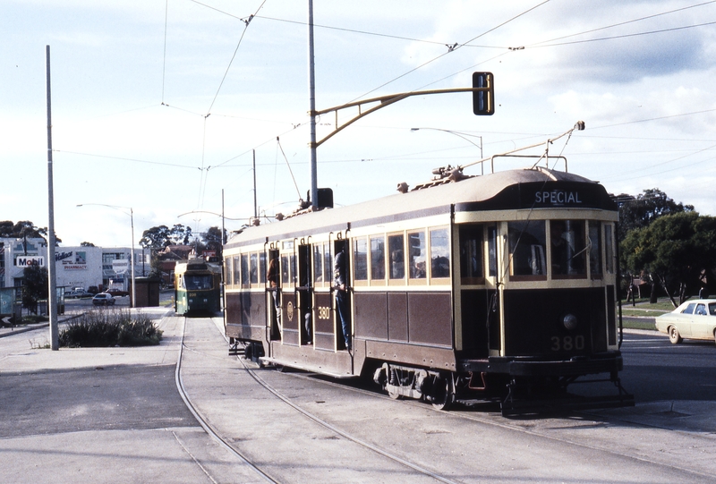 116916: Bundoora Terminus Z3 208 and Up ARHS Special W 380