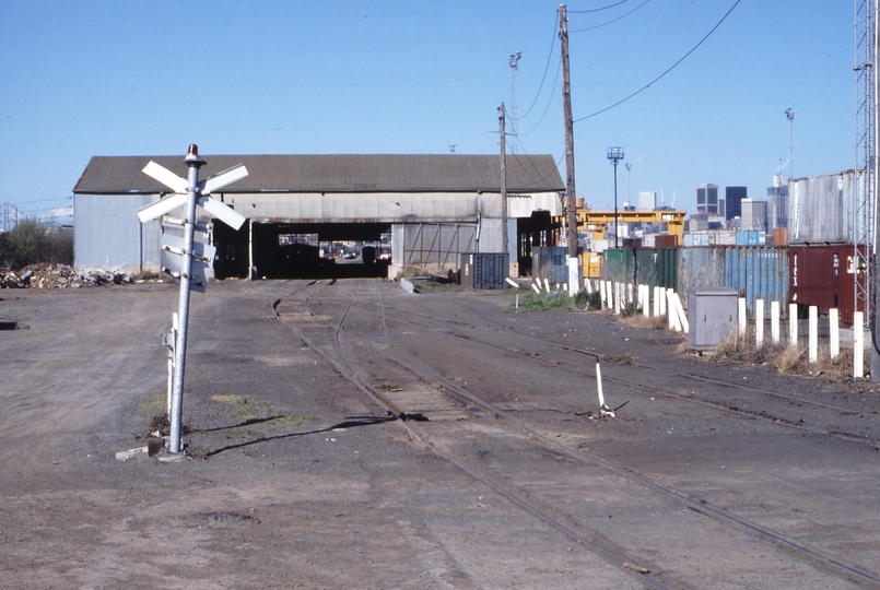 117009: South Dynon Container Terminal Goods Shed West End Looking East