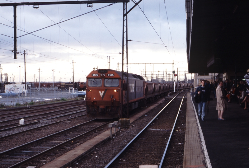 117011: Spencet Street 9346 Quarry Train to Westall G 525