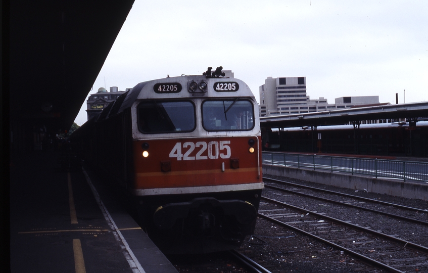 117019: Spencer Street 8661 Down Intercapital Daylight Express 42205