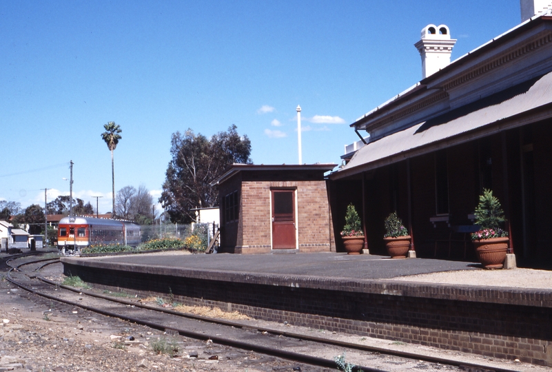 117059: Richmond East Side Platform Looking towards Blacktown