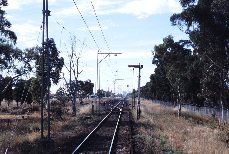 117161: Fawkner Looking South from Platform