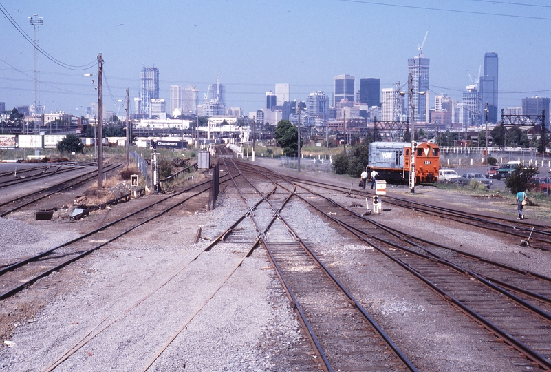 117199: South Dynon Container Terminal East end looking East