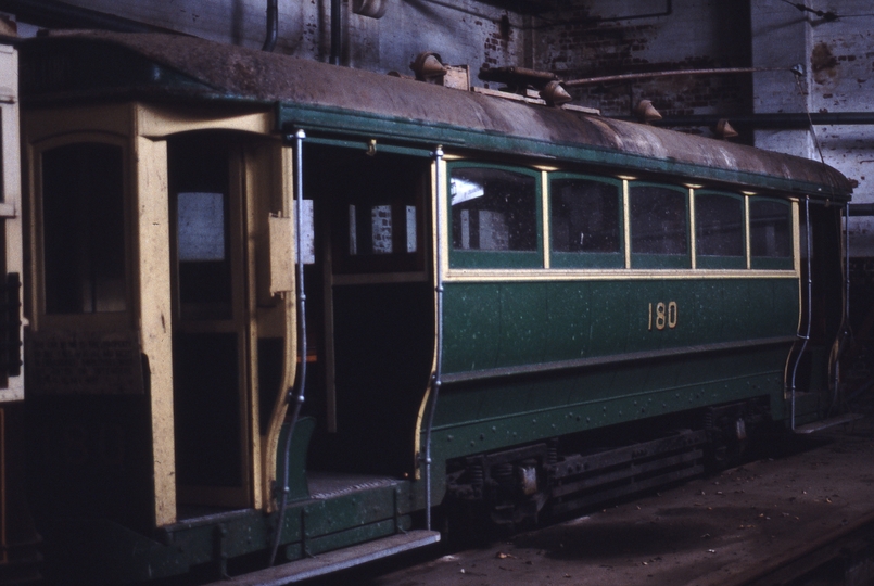 117305: Hawthorn Depot T 189