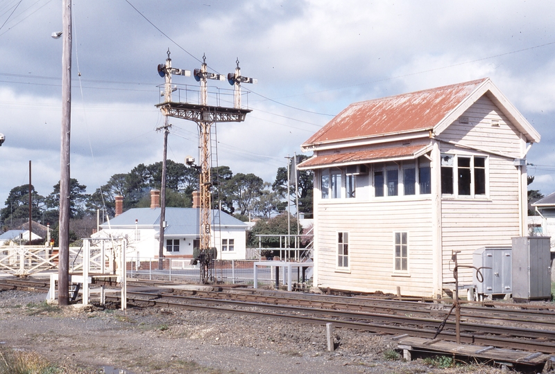 117330: Linton Junction Looking towards Melbourne