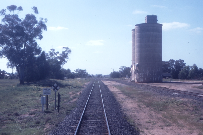 117374: Katunga Looking North