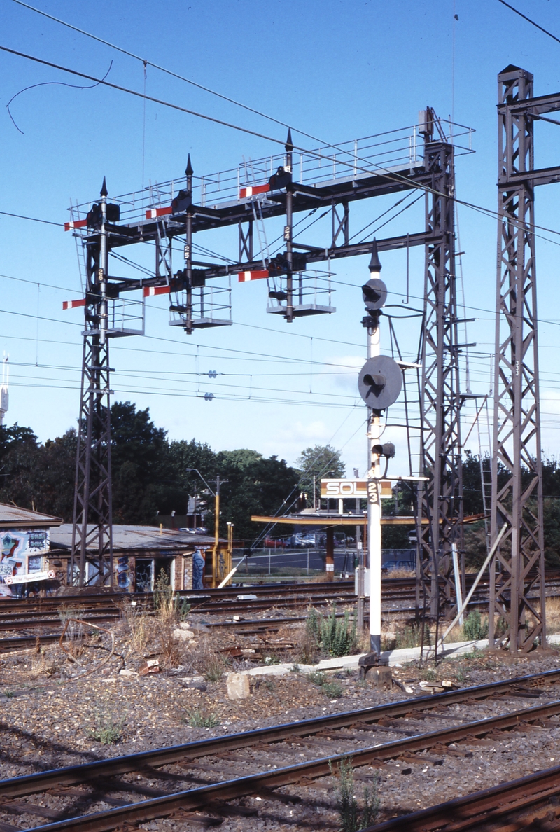 117420: Caulfield Signals 23 24 25 and 26 Looking towards Melbourne