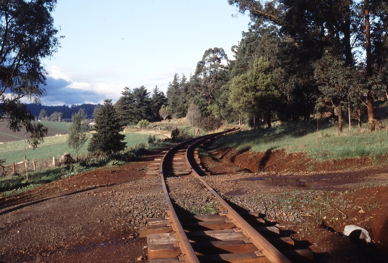 117578: Gembrook up side Looking East from Curve 109R