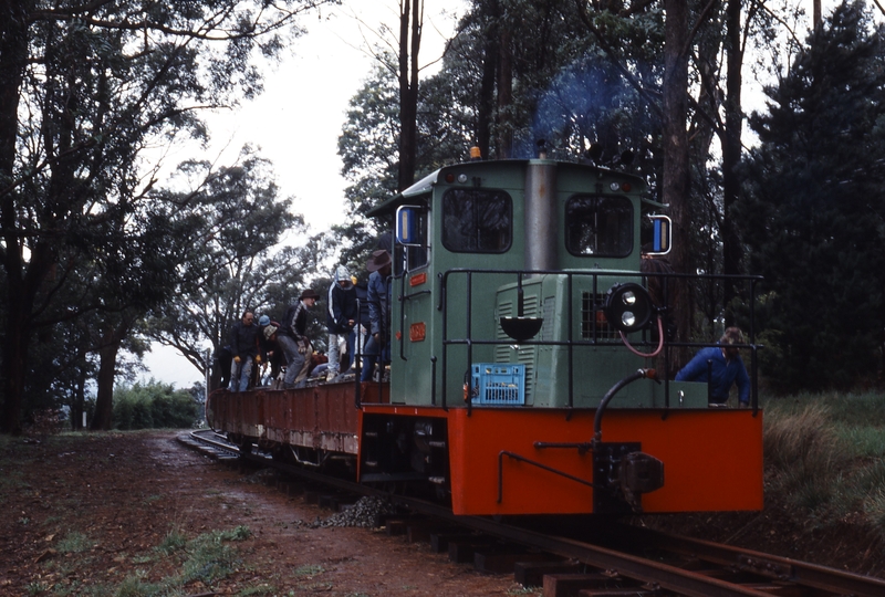 117590: Gembrook up side Curve 108L - 109R Up Ballast NRT 1