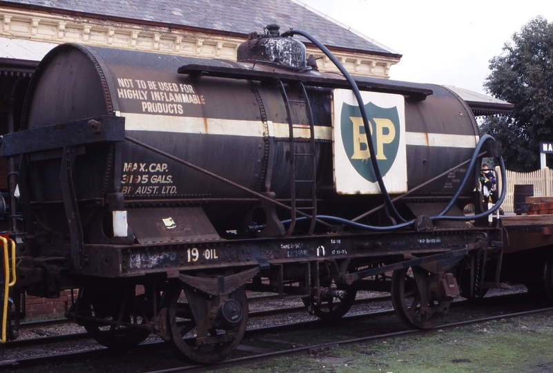 117634: Maldon 4-w Oil Tank Wagon