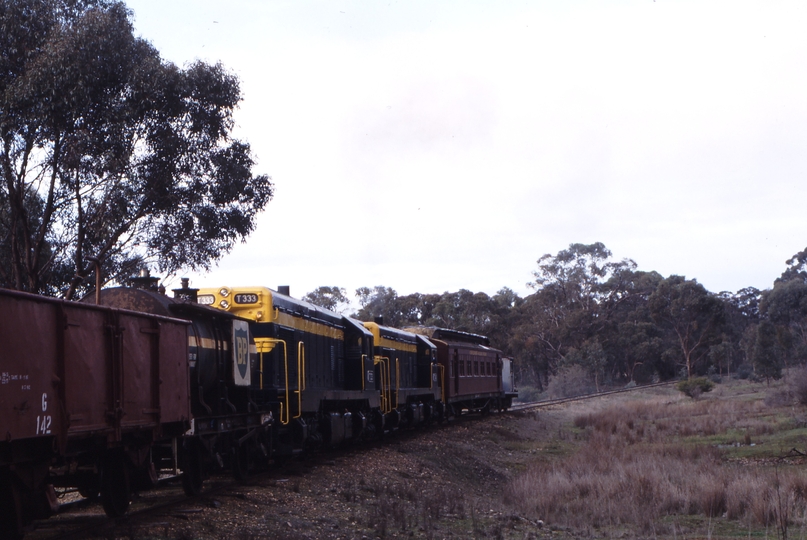 117657: Shelbourne Junction 4:30pm Down Mixed T 333 T 345 and Malcolm Moore Locomotive trailing