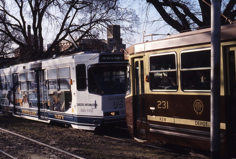 117661: Victoria Parade at Smith Street Up A1 231 A1 246