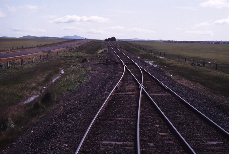 117696: Tatyoon Down End Looking towards Maroona