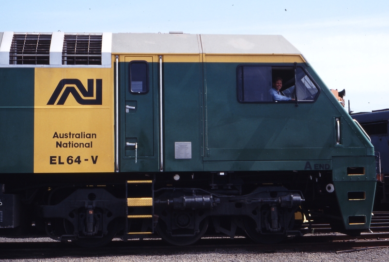 117835: South Dynon Locomotive Depot EL 64 Russell Wallace in Firemans seat