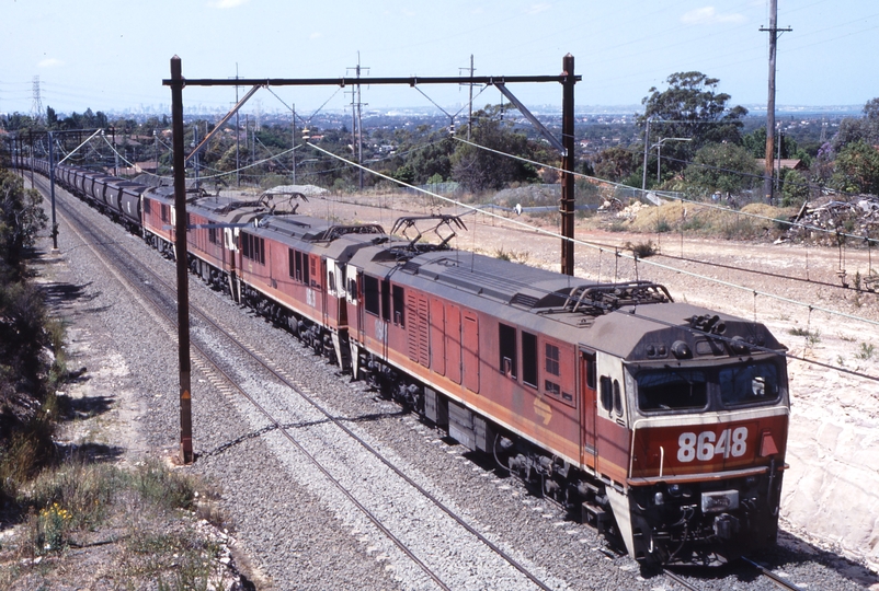 117888: Sutherland up side Down Coal Train 8648 8629 8634 8612