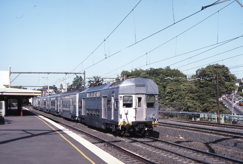 117933: Stanmore Up Suburban Double Dcek