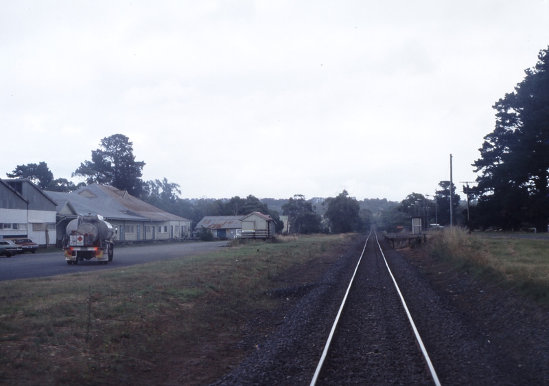 118076: Tyabb Looking towards Melbourne