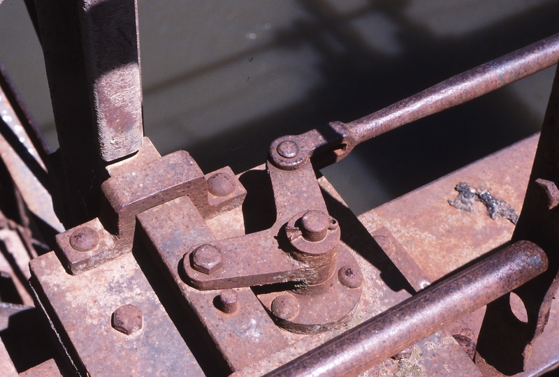 118123: Murray River Bridge Tocumwal Lock for moveable span