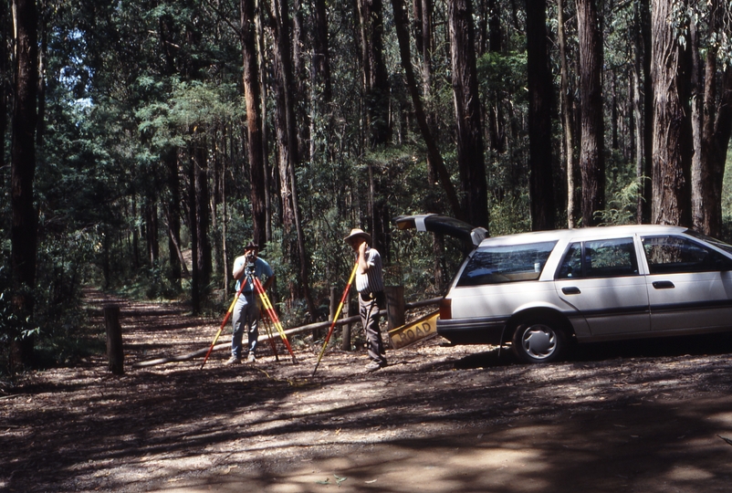 118190: Wright Road Looking towards Gembrook Survey Party Left Darien Welsby Right Herb Warren