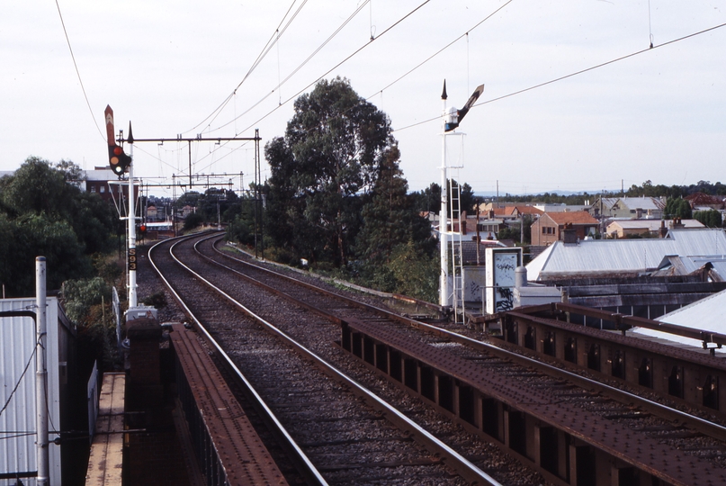 118241: North Richmond North End Looking North