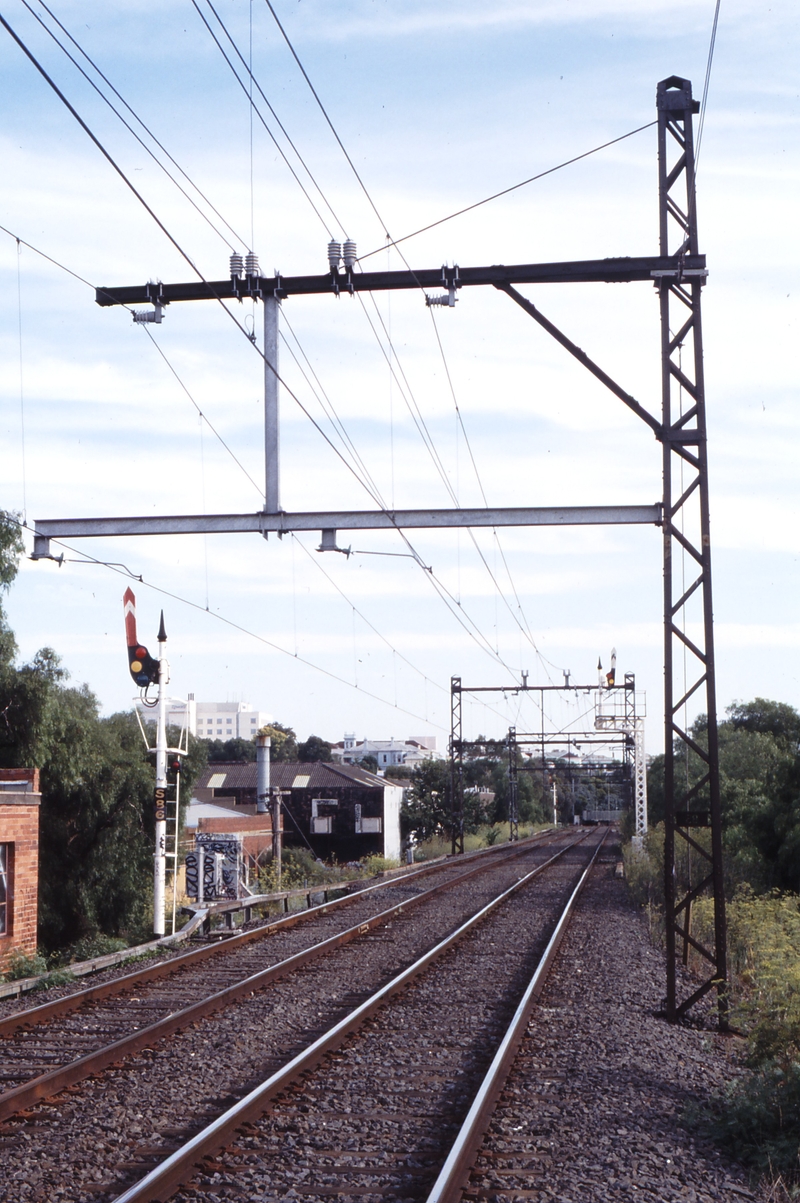 118243: North Richmond South End Looking South