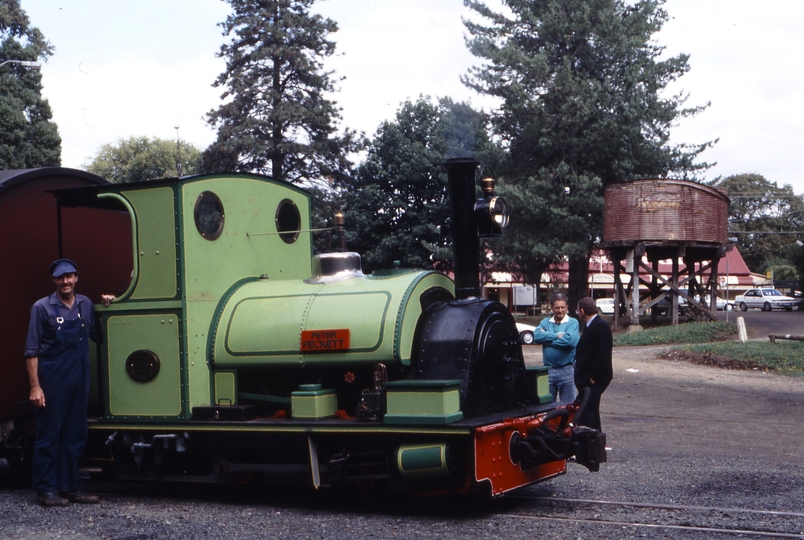 118275: Gembrook Up Passenger Peckett 1711 -1926 Fireman Bikk Hanks