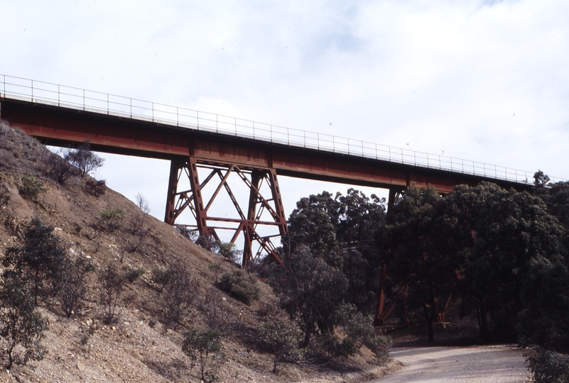 118382: km 67.7 Ballarat Line Ironbark Gully Bridge