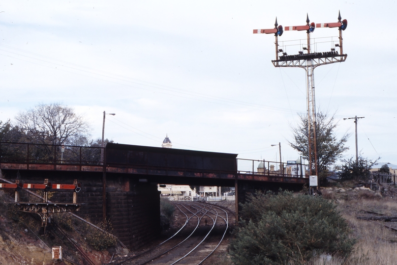 118387: Ballarat Up Co-acting Home Signals on Posts 30A & 30