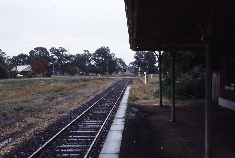 118415: Newstead Looking West