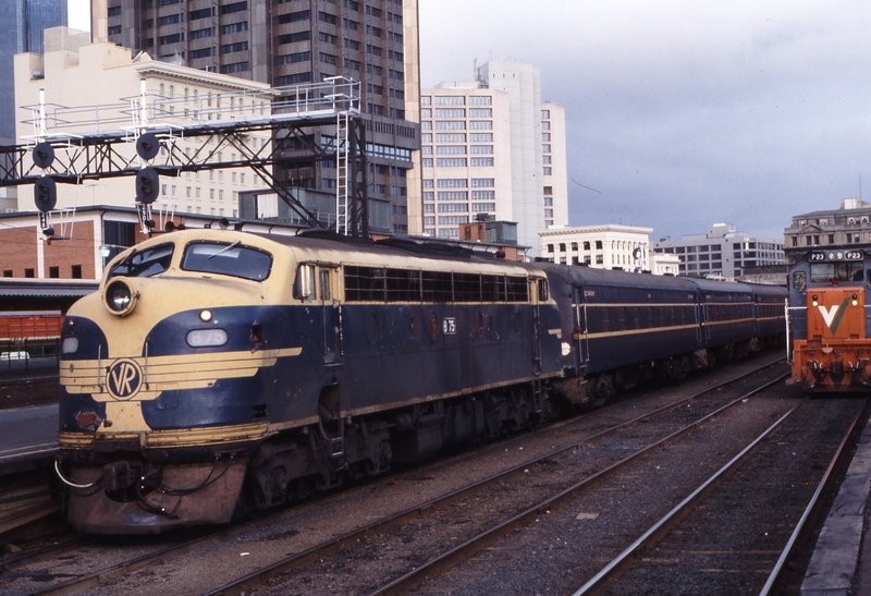 118471: Spencer Street 9125 4:25pm Bacchus Marsh Passenger B 76 and 8037 4:42pm Kyneton Passenger P 23