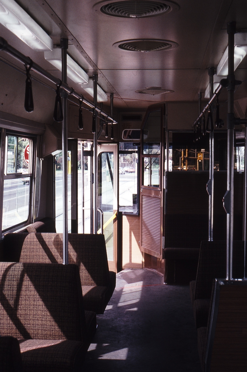 118675: Interior Z1 67