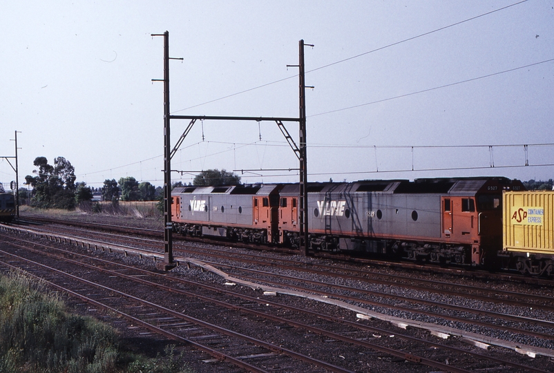 118753: Sunshine down side Footbridge 3194 Down Superfreighter G 519 G 527