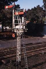 118910: Heidelberg Post 4 at Melbourne End