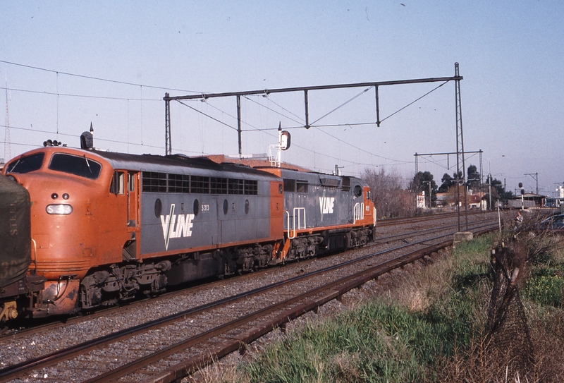 118943: Middle Footscray up side km 6 9522 Down Steel Train C 507 S 313