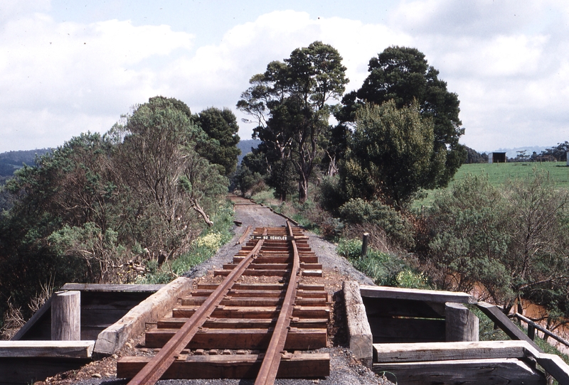 118979: Fielder Bridge Looking towards Belgrave