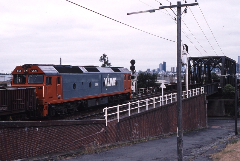 119090: Bunbury Street Tunnel Moreland Street Portal 9514 Up BG Freight G 516