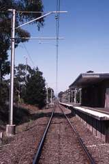 119126: Ringwood East Looking along Down line towards Lilydale