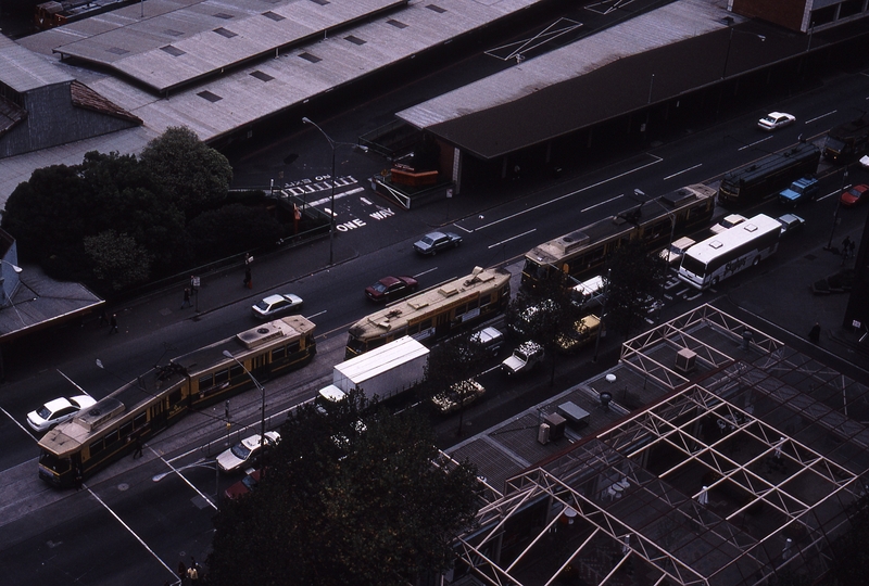 119272: Spencer Street at Collins Street B2 2058 derailed