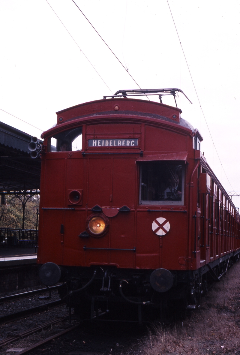 119279: Heidelberg Up ElecRail Special 327 M leading