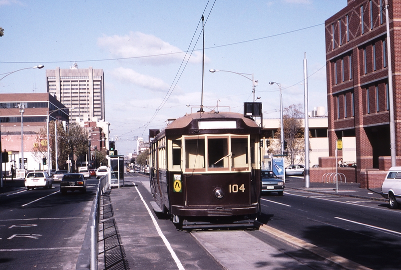 119289: Siding Spencer Street at Latrobe Street Standby for City Circle L 104