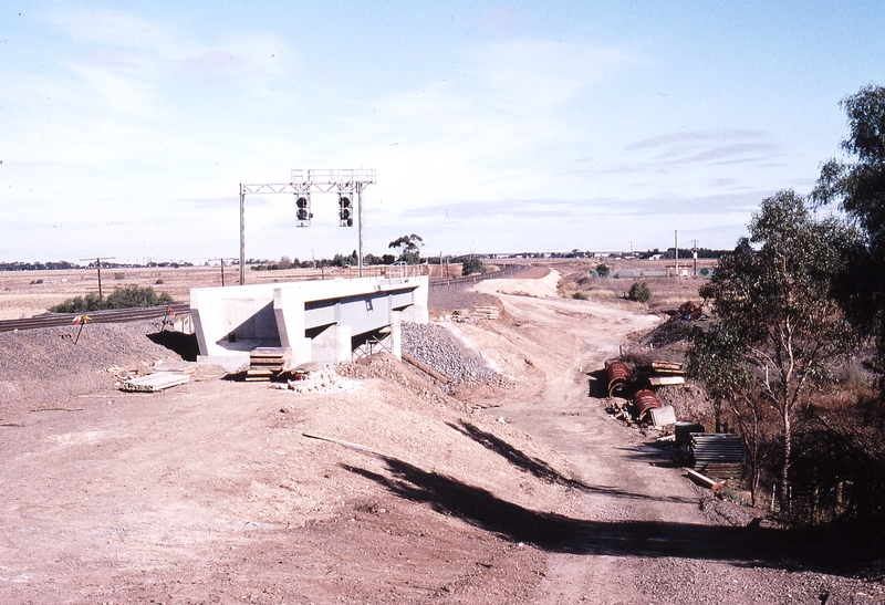 119297: Hovells Creek Bridge Looking towards Geelong